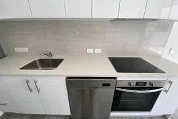 G02/8 Gray Avenue, Mangere East