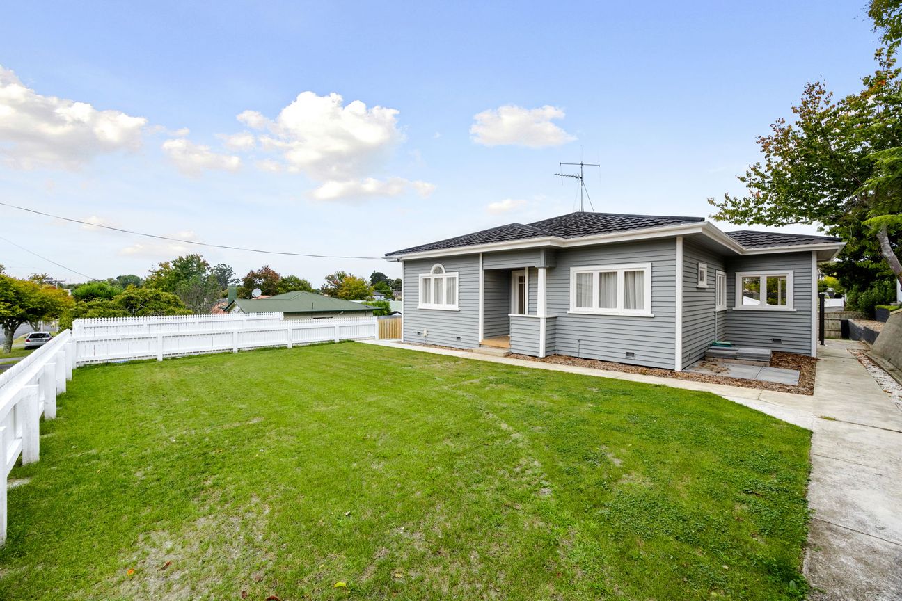 The Easy Yes on Hinau - Vista 4