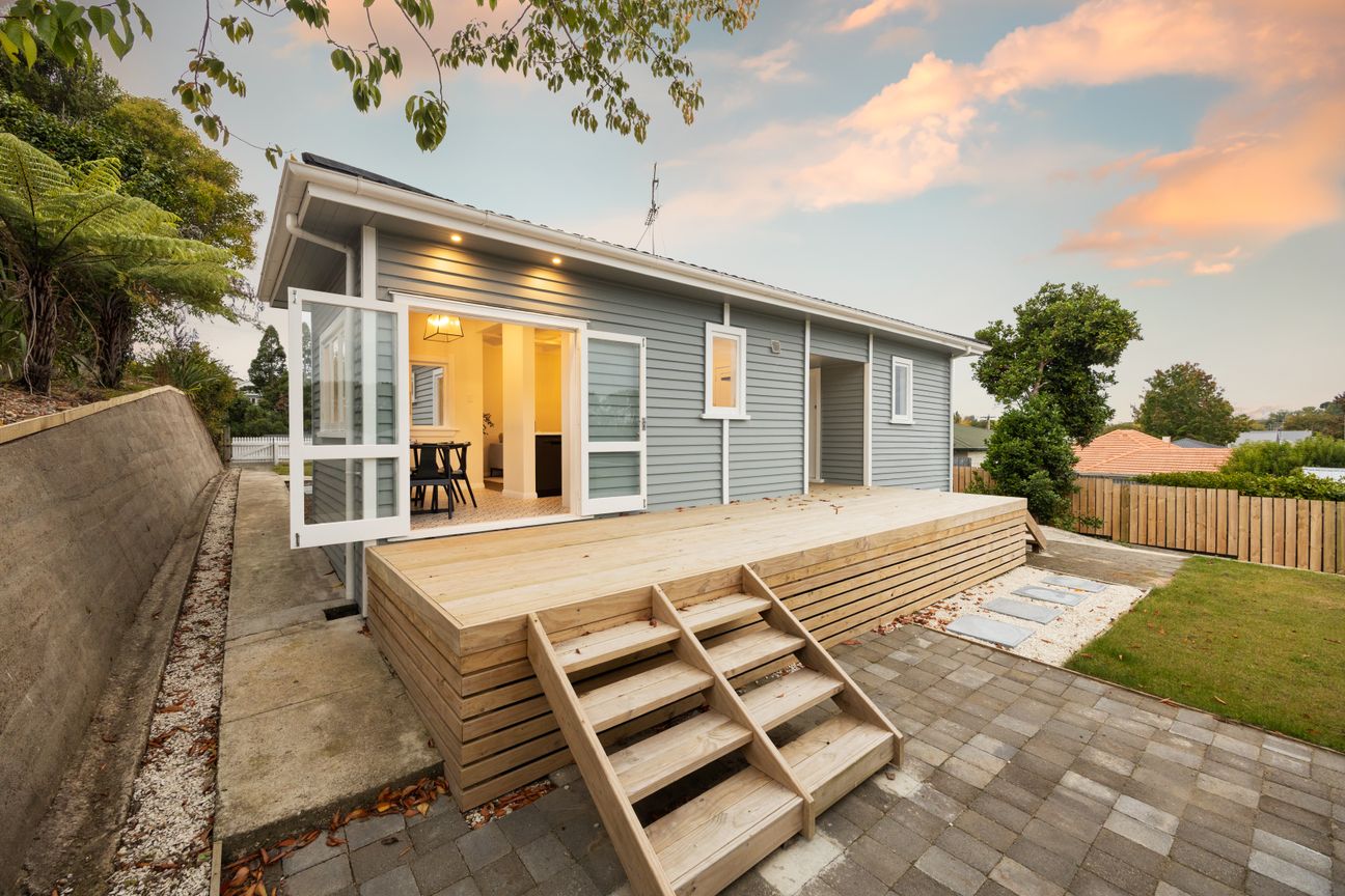 The Easy Yes on Hinau - Vista 3