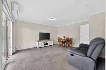 7/11 Alcock Street, Mount Wellington