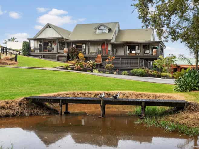 104 Cooper Road, Waiuku