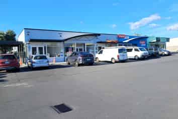 REBURBISHED RETAIL FOOD PREMISES
