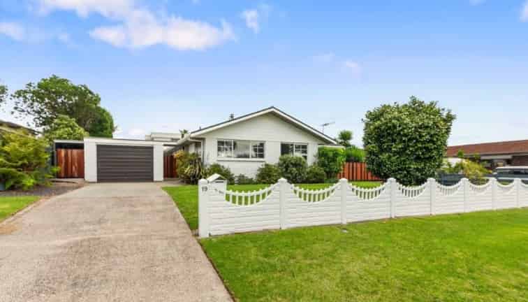 19 Endeavour Avenue, Welcome Bay