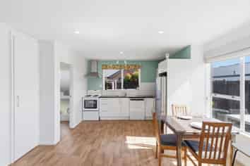 1/204 Riverlaw Terrace, Saint Martins