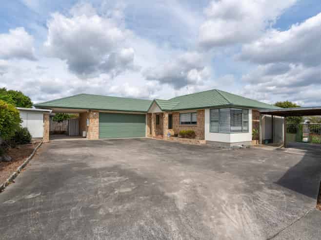 6 Ada Place, Fairview Downs