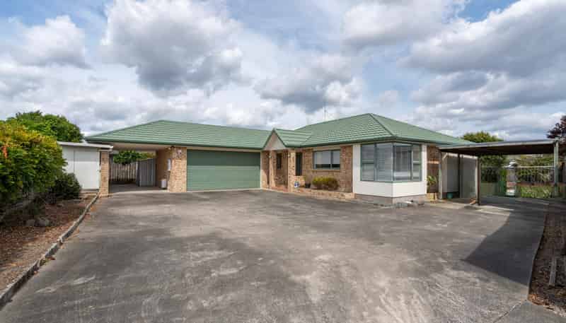 6 Ada Place, Fairview Downs