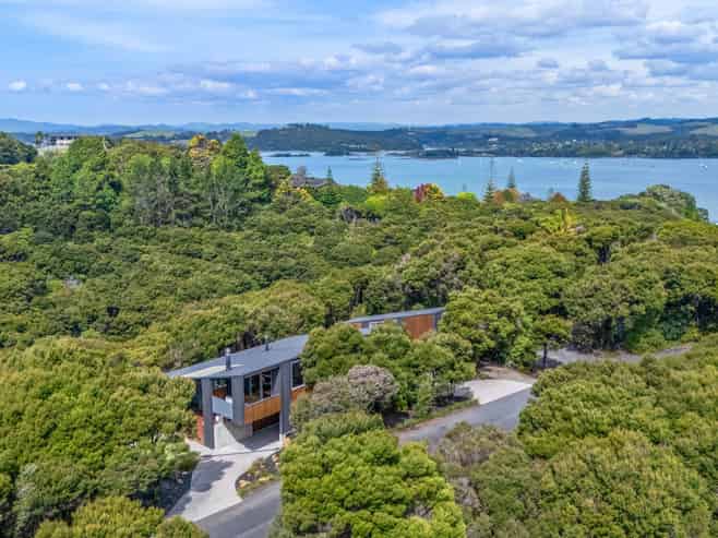 3 Bush Point Road, Kerikeri