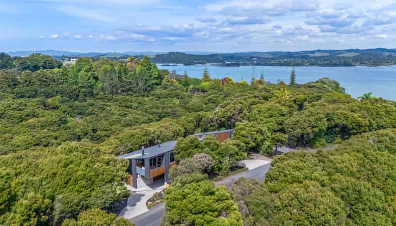 3 Bush Point Road, Kerikeri
