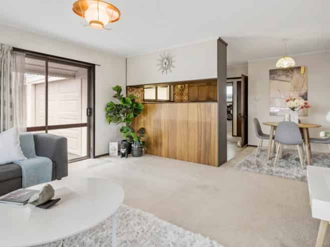 1/11 Thornton Road, Milford