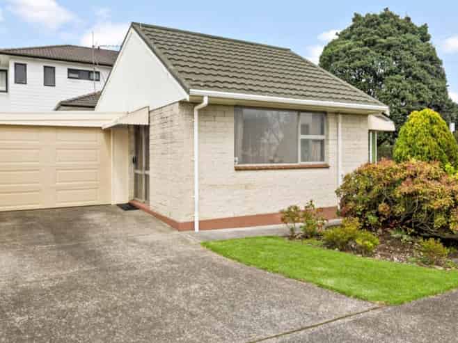 1/11 Thornton Road, Milford