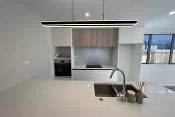 30 Clayden Shuttleworth Street, Takanini