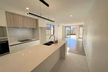 30 Clayden Shuttleworth Street, Takanini