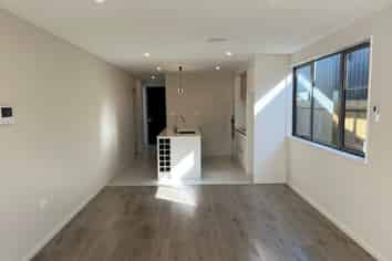 30 Clayden Shuttleworth Street, Takanini