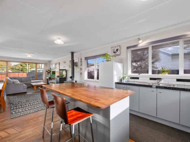 34 Anglesea Street, Renwick