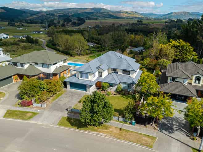 120 Pacific Drive, Fitzherbert