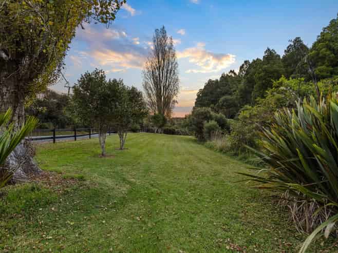 111 Te Henga Road, Waitakere