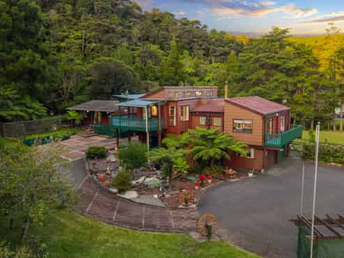 111 Te Henga Road, Waitakere