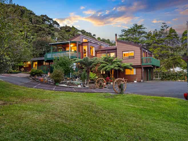 111 Te Henga Road, Waitakere