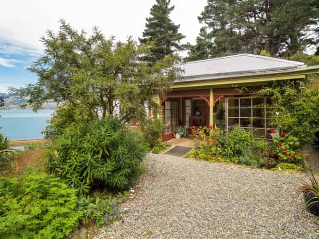 1A Burkes Drive, Saint Leonards