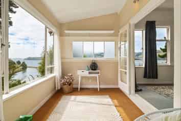 1A Burkes Drive, Saint Leonards