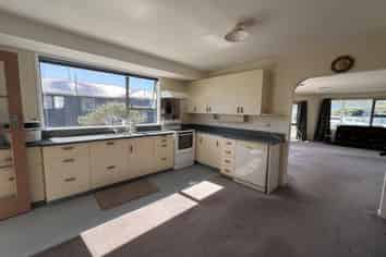 68 Doyle Street, Blaketown