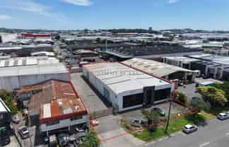 1,220sqm Industrial Facility with Yard