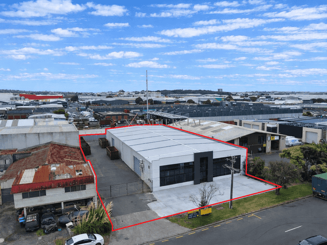 1,220sqm - Heavy Industry with Yard