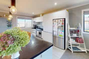 20b Phillips Street, Sanson