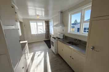 12 Douglas Crescent, Fairfield