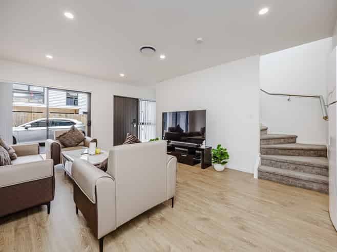 5/16 Clark Road, Papakura