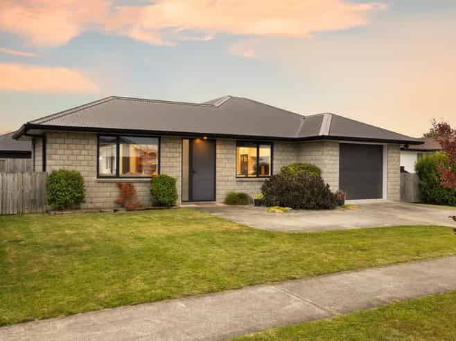 328 Warburton Crescent, Te Awamutu