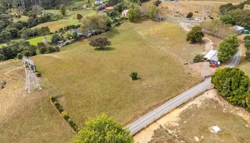 97 McGregor Road, Clevedon