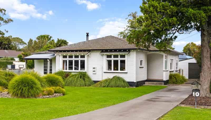 10 Oak Street, Mangapapa