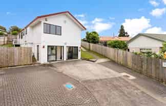 7B Clarion Place, Glendene