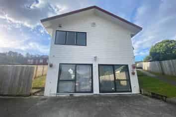 7B Clarion Place, Glendene