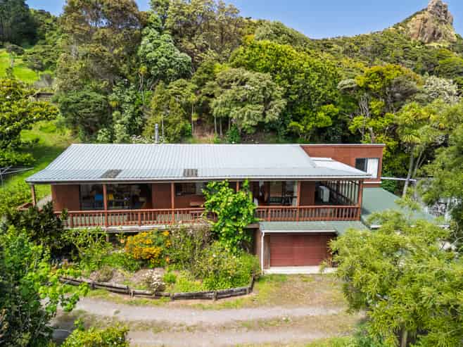 21 Signal Station Road, Omapere