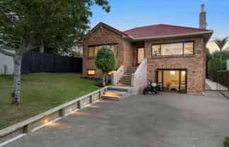 13 La Veta Avenue, Mount Albert