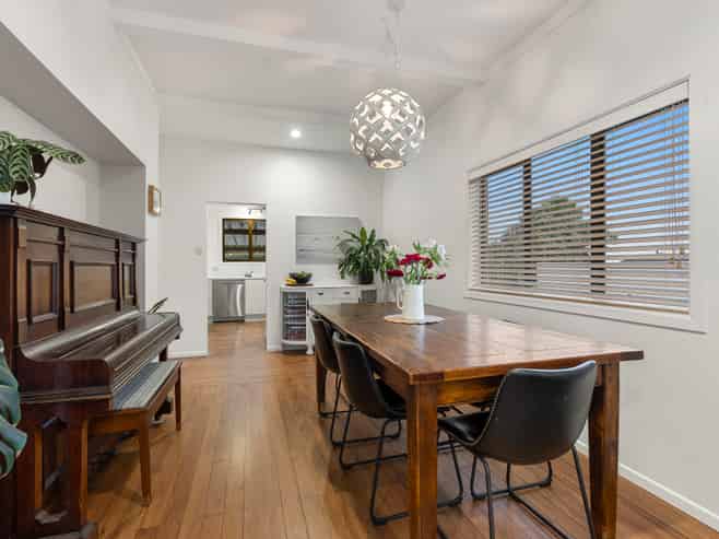 13 La Veta Avenue, Mount Albert