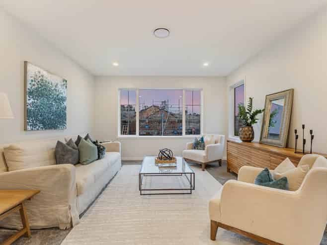 371 Te Taruna Drive, Milldale