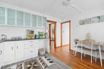 102 Centennial Avenue, Waitara