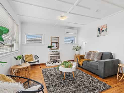 102 Centennial Avenue, Waitara