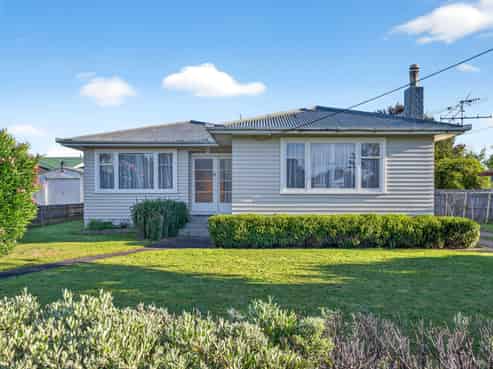 122 High Street, Solway
