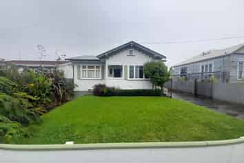 1024 Waipuna Street, Mahora