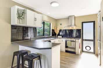 30 Banbury Crescent, Fairfield