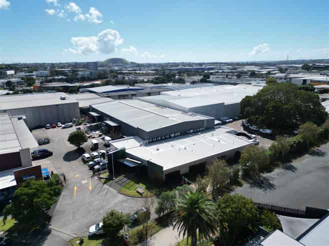 CBRE | Premium Central Industrial HQ