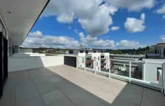 7.7.3/22 Library Lane, Albany