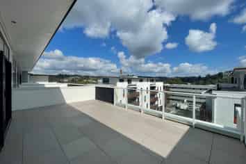 7.7.3/22 Library Lane, Albany