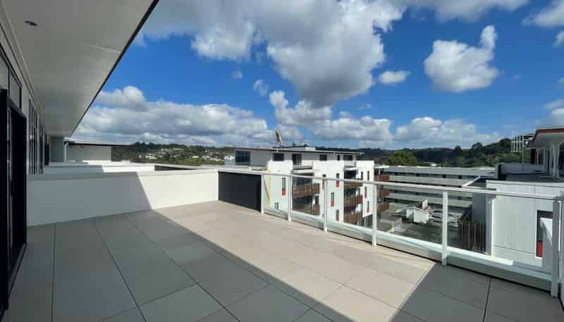 7.7.3/22 Library Lane, Albany