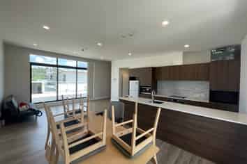 7.7.3/22 Library Lane, Albany