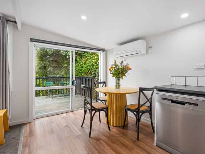 12 Dalry Street, Mornington